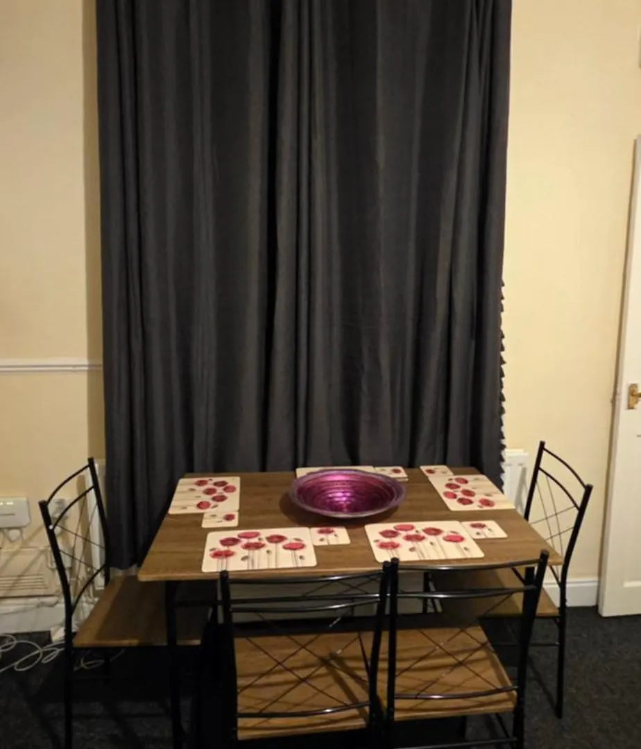 Holiday home Dl3 X Contractors Accommodation Dm 4 Deals X 4Bdx Sleeps 15 Darlington